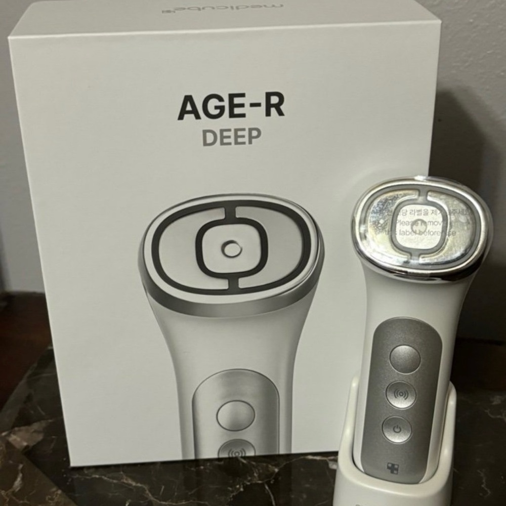 Medicube AGE-R DEEP
